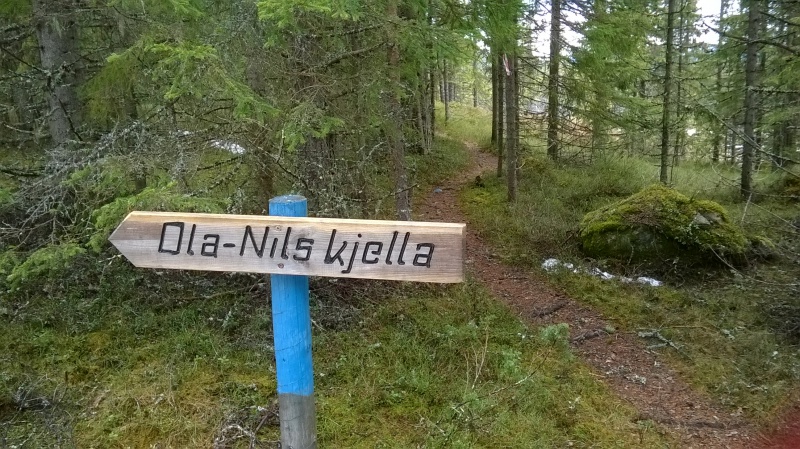 Fil:Ola-Nilskjella-Skiltet.jpg