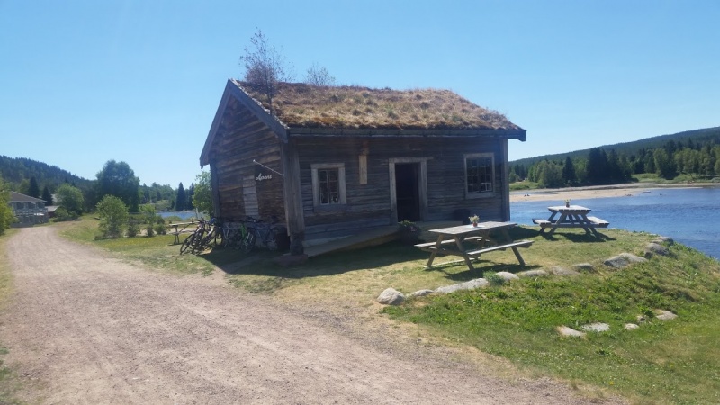 Fil:Bjønnsstugua 1.jpg